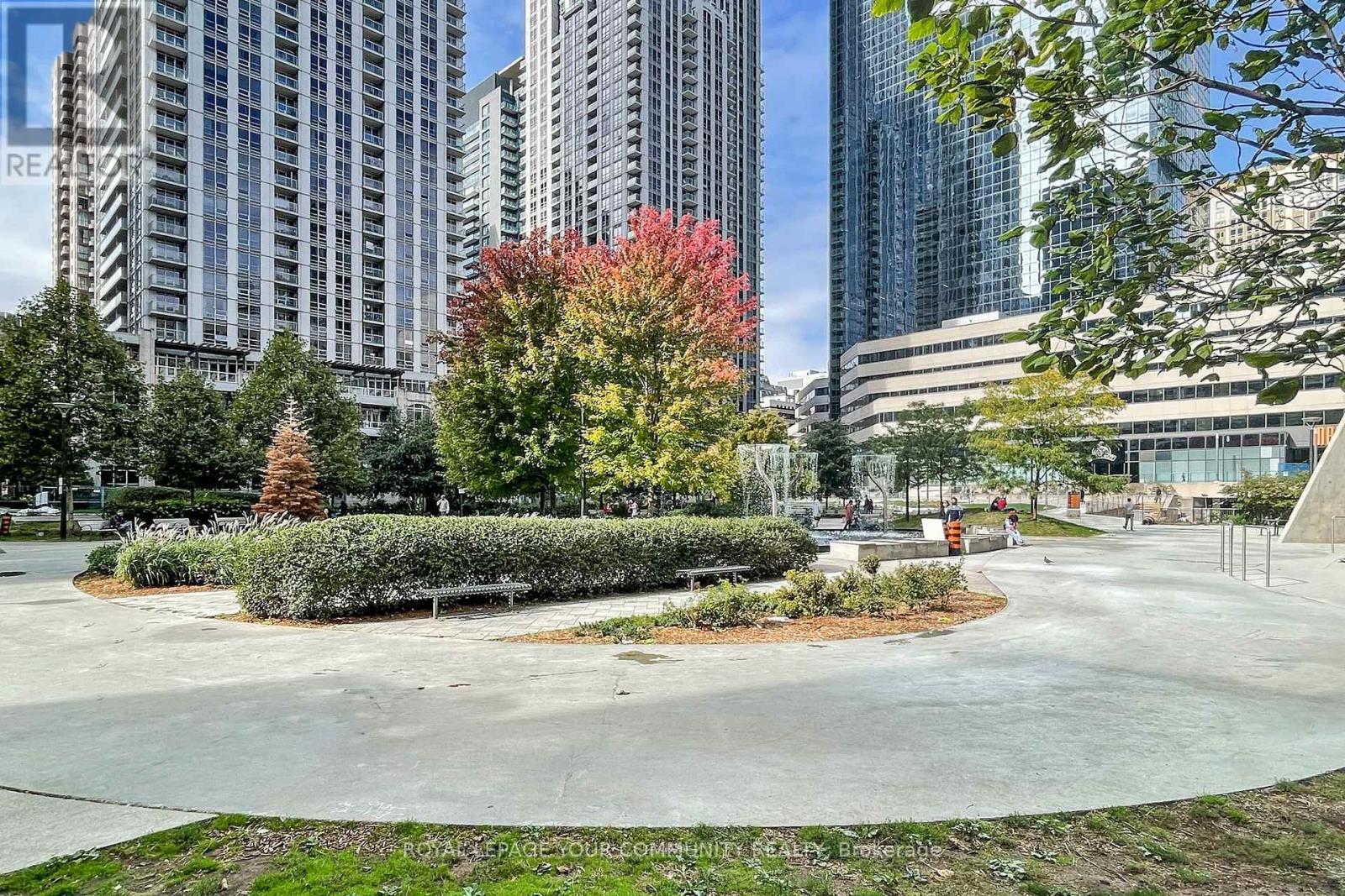 1003 - 386 Yonge Street, Toronto, Ontario  M5B 0A5 - Photo 38 - C12572696