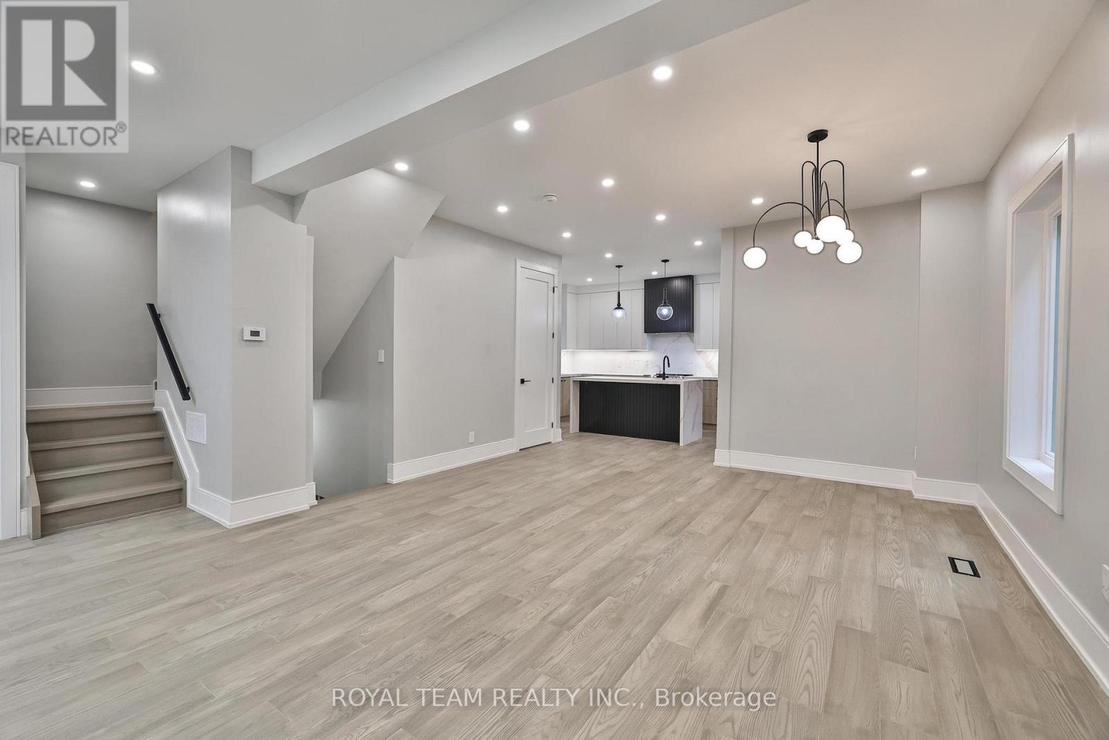 150 St Johns Road, Toronto, Ontario  M6P 1T9 - Photo 7 - W12428881