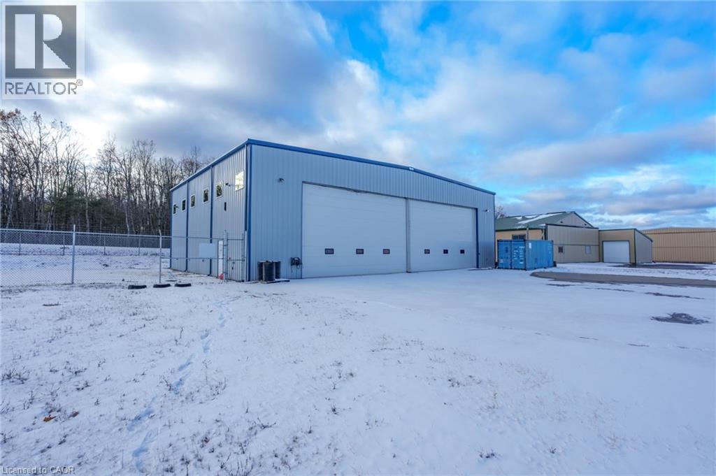 1255 Gravenhurst Parkway, Gravenhurst, Ontario  P1P 1R1 - Photo 2 - 40786481