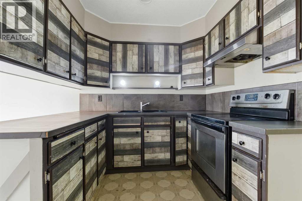 303 Pinestream Place Ne, Calgary, Alberta  T1Y 3A5 - Photo 11 - A2269441