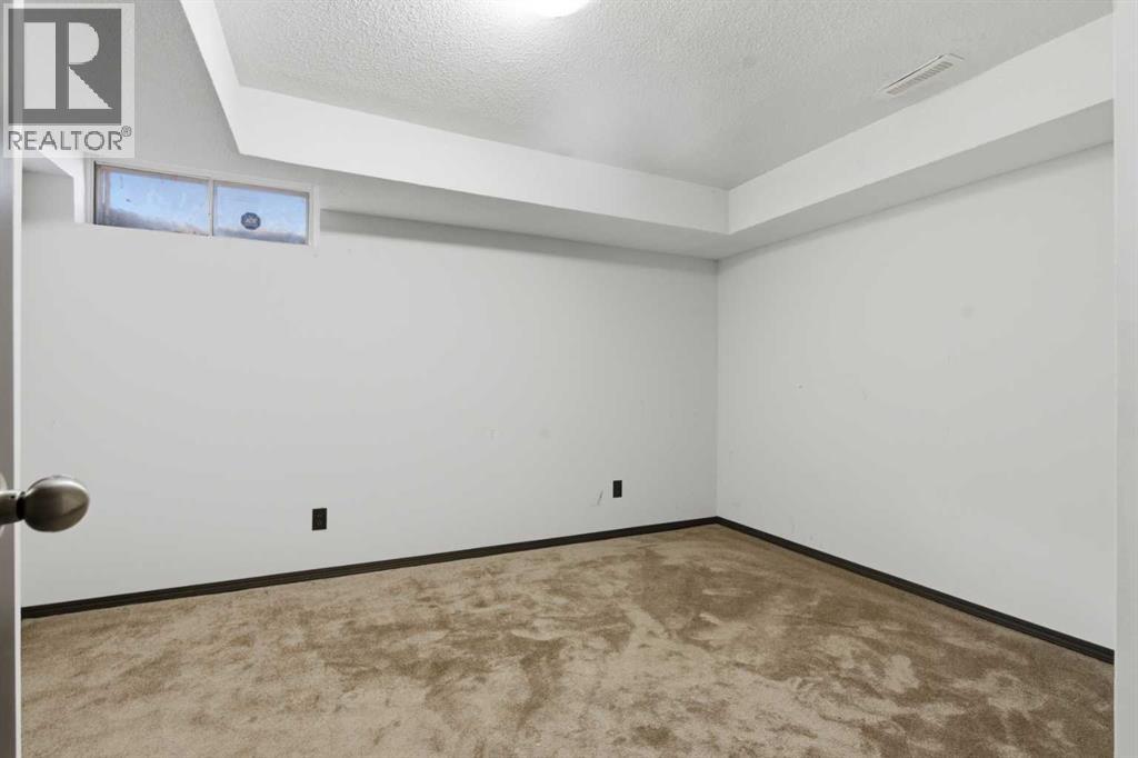 303 Pinestream Place Ne, Calgary, Alberta  T1Y 3A5 - Photo 27 - A2269441