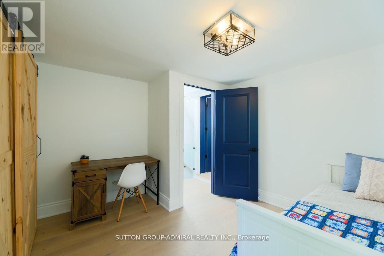 Main & 2nd - 70 Carlaw Avenue, Toronto, Ontario  M4M 2R7 - Photo 32 - E12572634