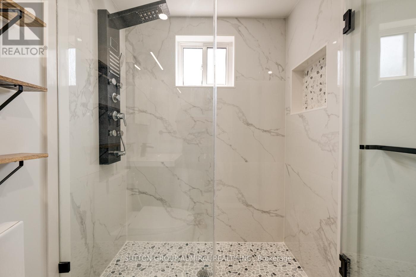 Main & 2nd - 70 Carlaw Avenue, Toronto, Ontario  M4M 2R7 - Photo 36 - E12572634