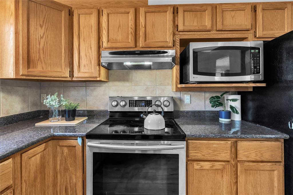 68 Torwood Crescent, Winnipeg, Manitoba  R2R 2S1 - Photo 12 - 202528934