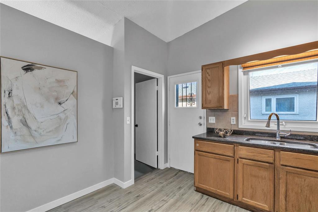 68 Torwood Crescent, Winnipeg, Manitoba  R2R 2S1 - Photo 13 - 202528934