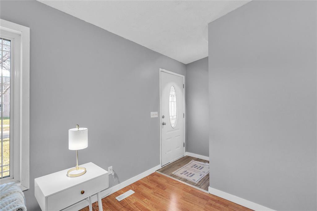 68 Torwood Crescent, Winnipeg, Manitoba  R2R 2S1 - Photo 3 - 202528934