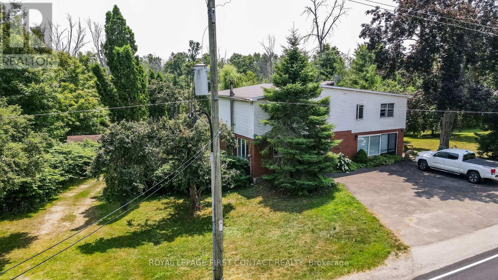 953 Ridge Road W, Oro-Medonte, Ontario  L0L 2E0 - Photo 6 - S12572616