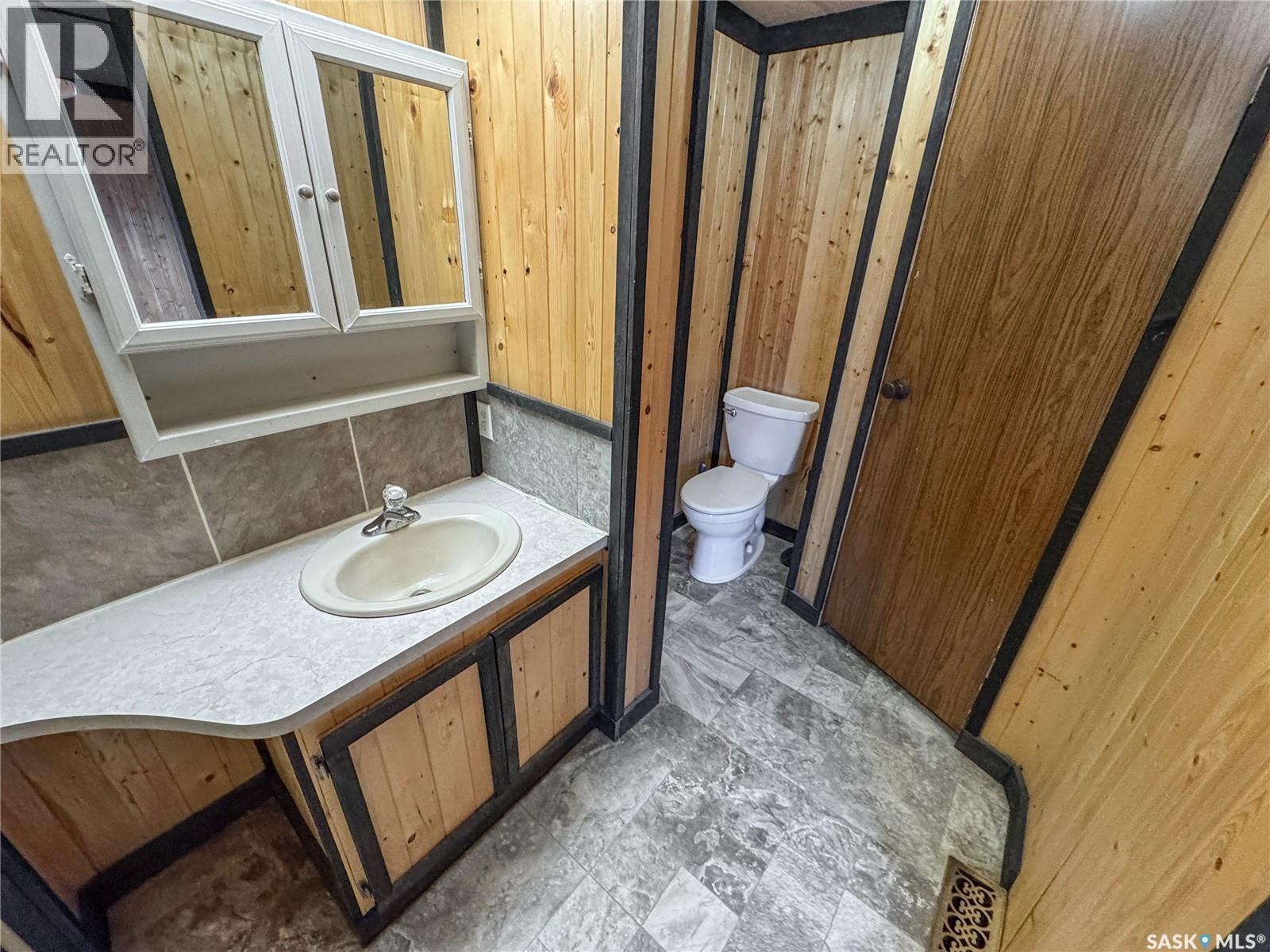 26 Empress Avenue E, Qu'appelle, Saskatchewan  S0G 4A0 - Photo 25 - SK024593