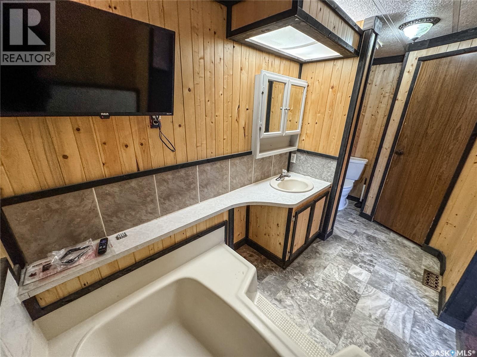 26 Empress Avenue E, Qu'appelle, Saskatchewan  S0G 4A0 - Photo 26 - SK024593