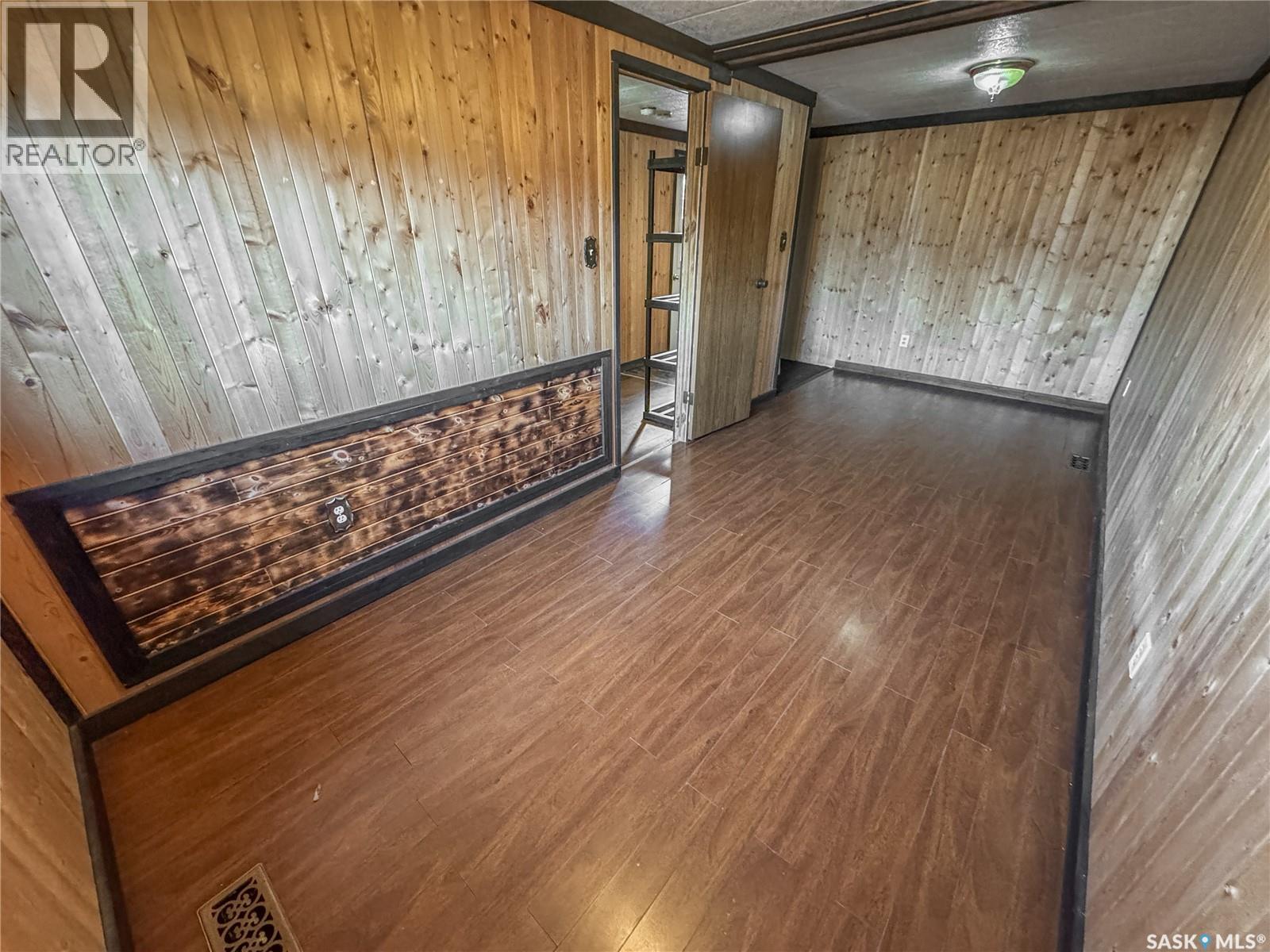 26 Empress Avenue E, Qu'appelle, Saskatchewan  S0G 4A0 - Photo 6 - SK024593