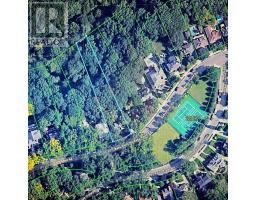 72 BABY POINT ROAD, Toronto, Ontario