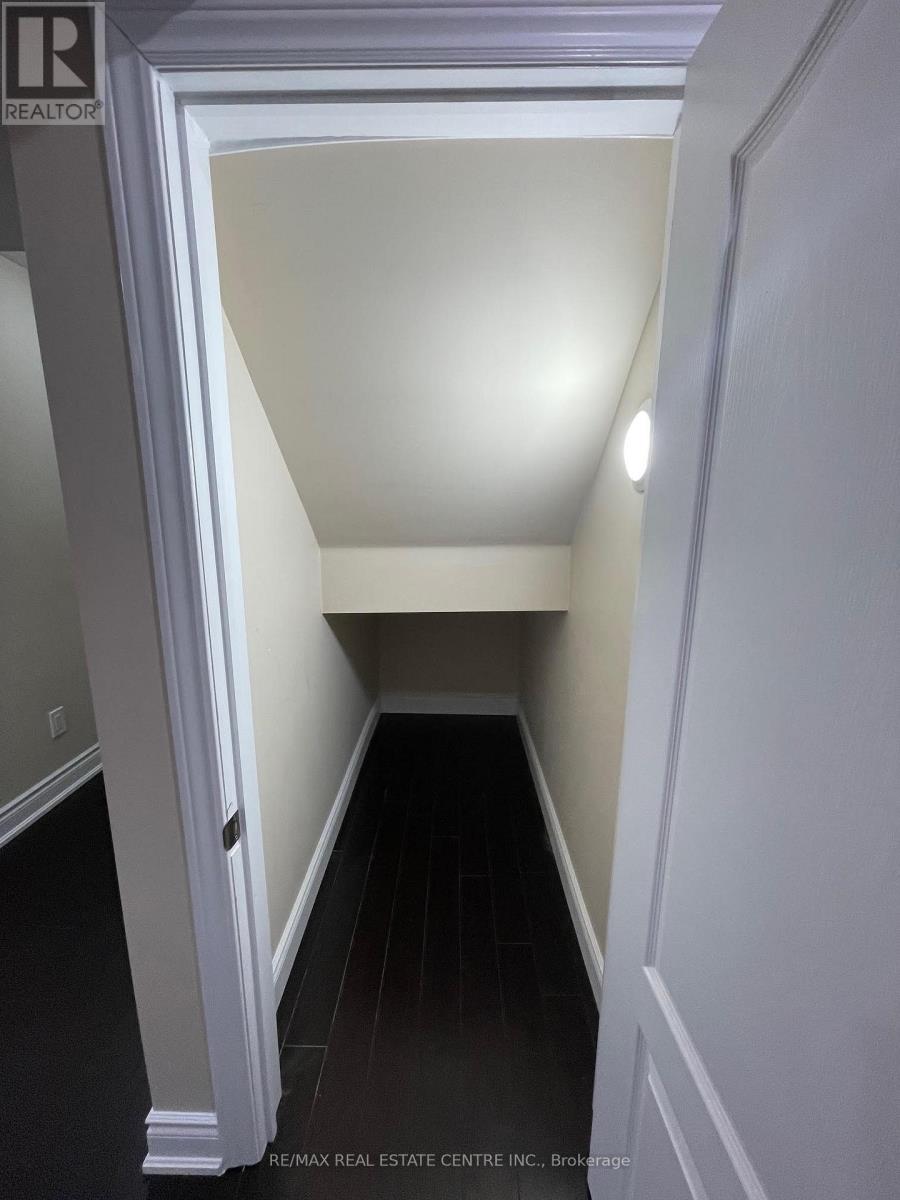 Basement - 7 Faders Drive, Brampton, Ontario  L7A 4Y2 - Photo 8 - W12533418