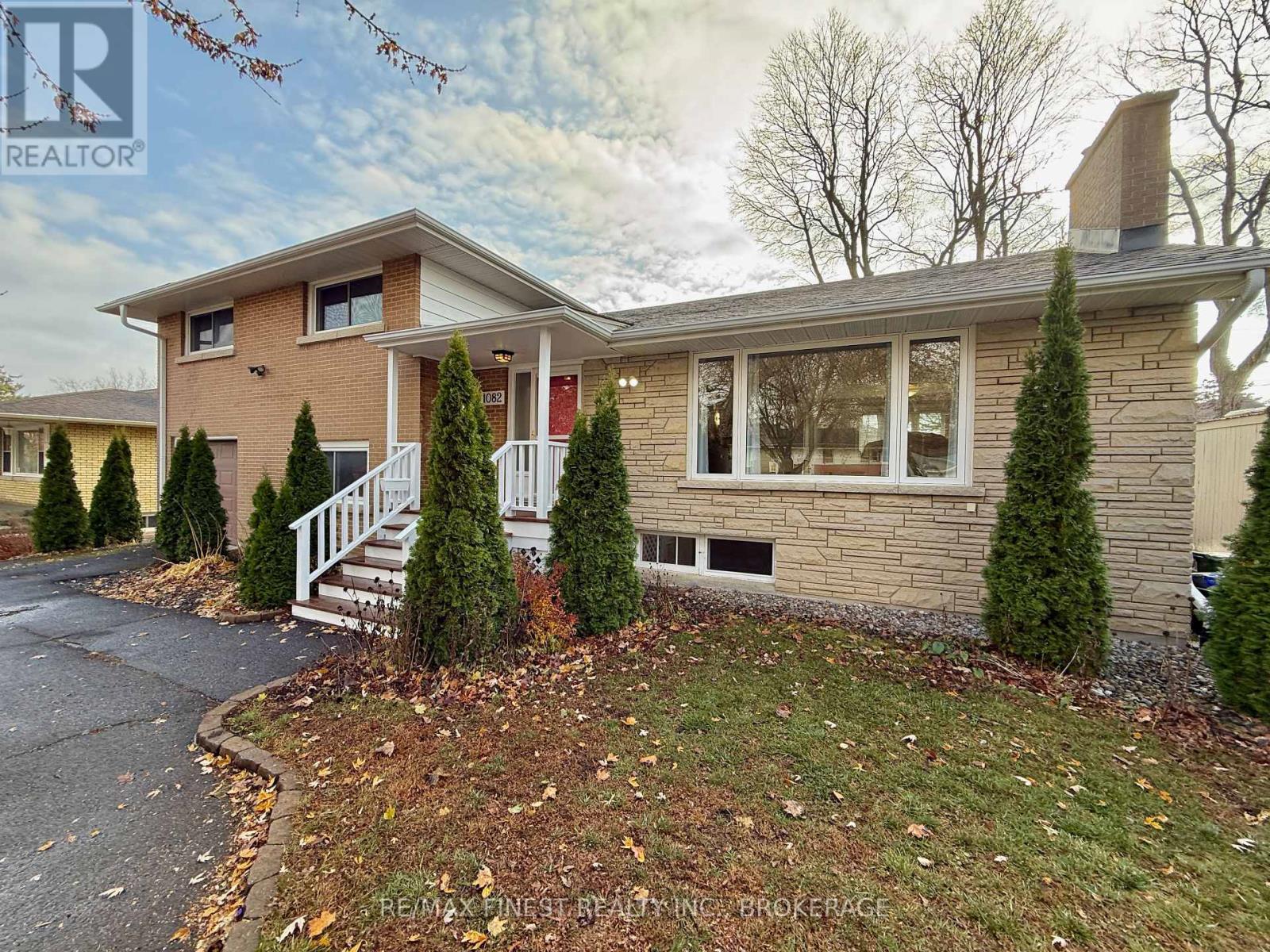 1082 Johnson Street, Kingston, Ontario  K7M 2N5 - Photo 2 - X12571160