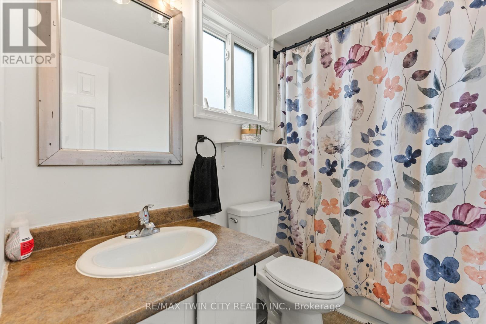 36 Angela Crescent, Cambridge, Ontario  N1S 4B6 - Photo 23 - X12569146