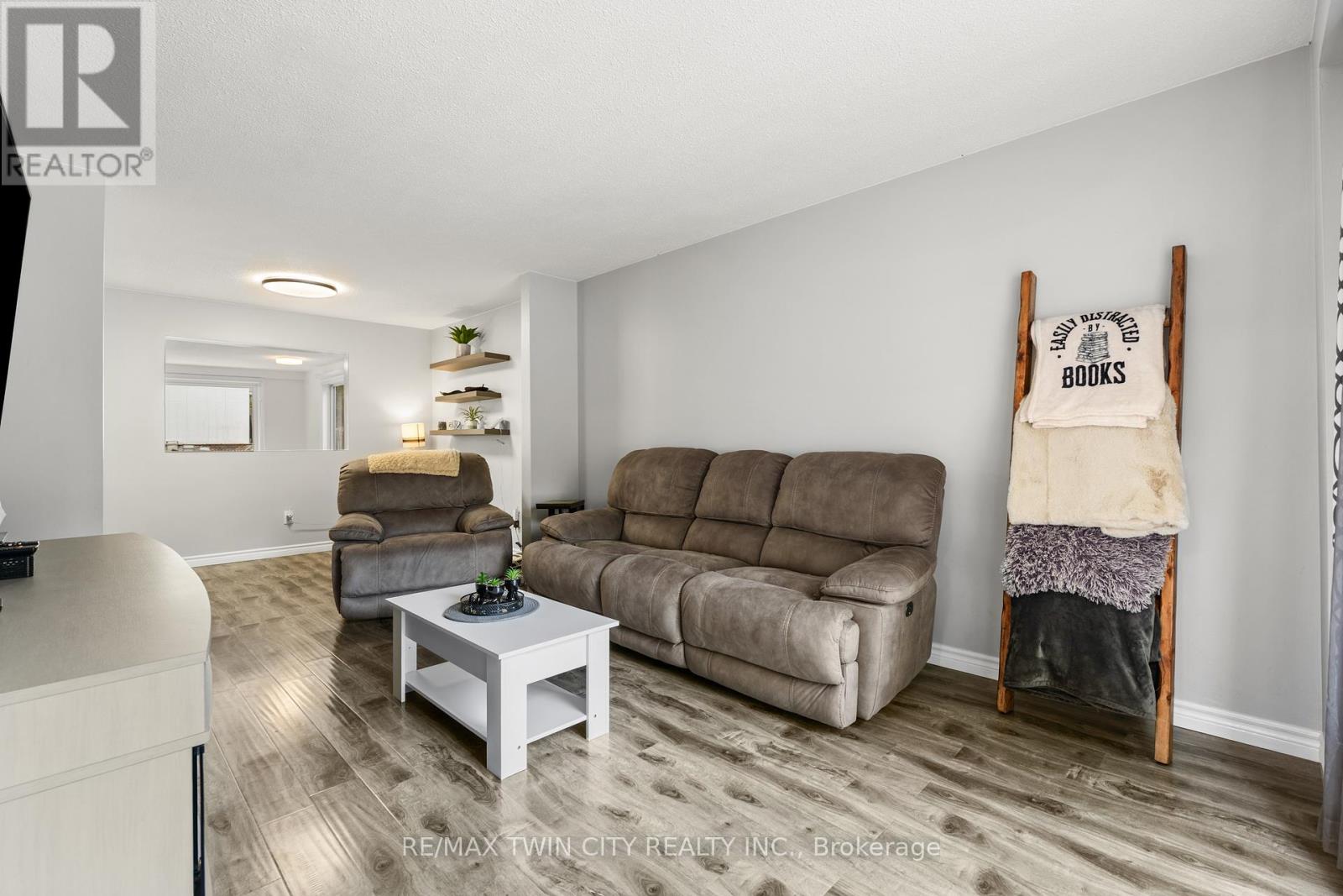 36 Angela Crescent, Cambridge, Ontario  N1S 4B6 - Photo 17 - X12569146