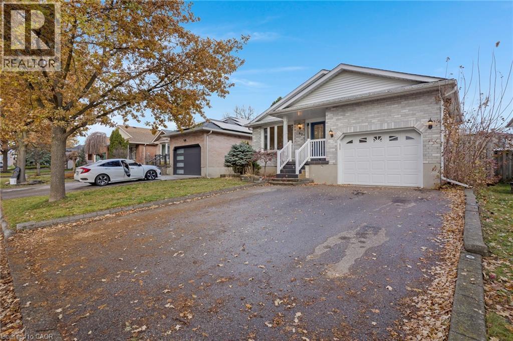 62 Wildlark Crescent, Kitchener, Ontario  N2N 3E9 - Photo 3 - 40790199