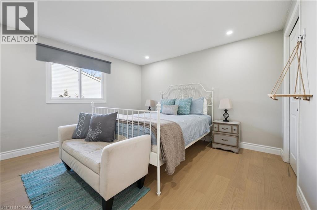 424 Clairbrook Crescent, Waterloo, Ontario  N2L 5V7 - Photo 21 - 40789696