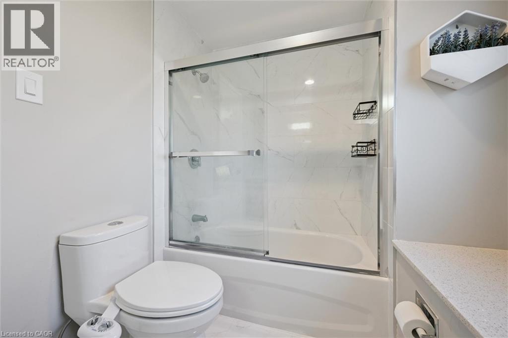 424 Clairbrook Crescent, Waterloo, Ontario  N2L 5V7 - Photo 27 - 40789696