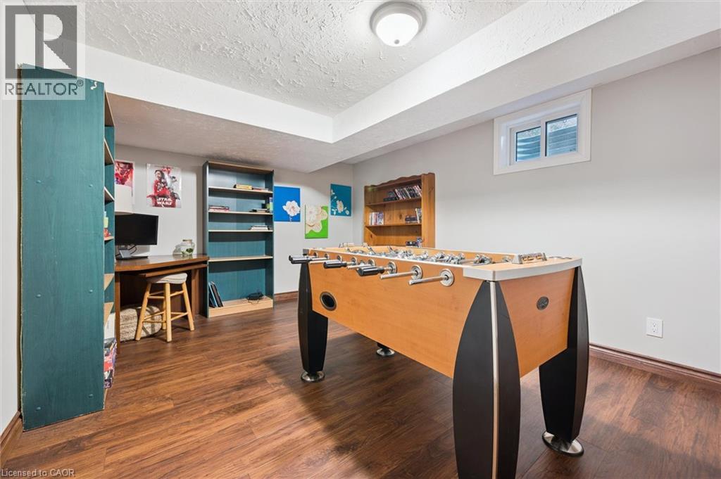 424 Clairbrook Crescent, Waterloo, Ontario  N2L 5V7 - Photo 33 - 40789696