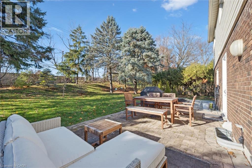 424 Clairbrook Crescent, Waterloo, Ontario  N2L 5V7 - Photo 34 - 40789696