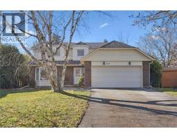 424 CLAIRBROOK Crescent, waterloo, Ontario