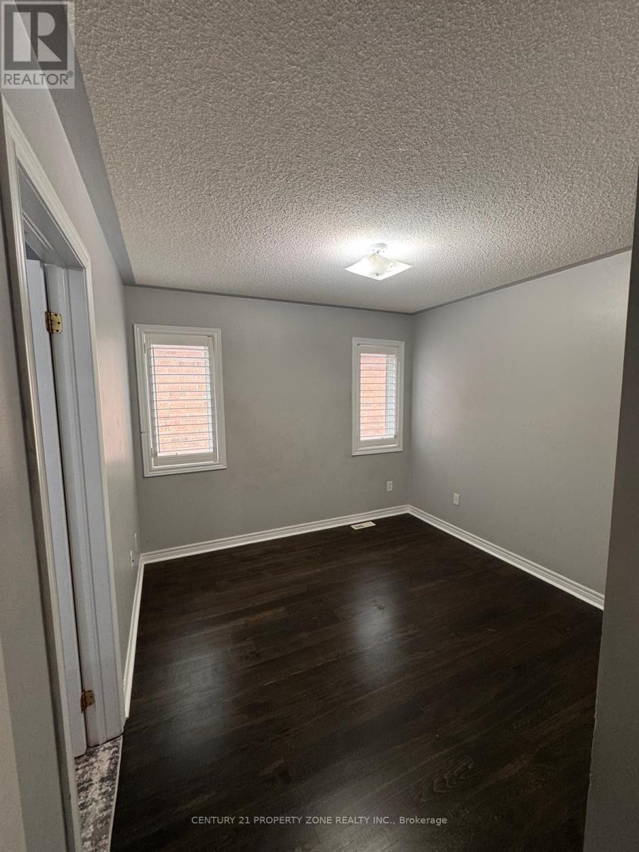 Master Bedroom - 33 Gamson Crescent, Brampton, Ontario  L6R 0V7 - Photo 13 - W12572624