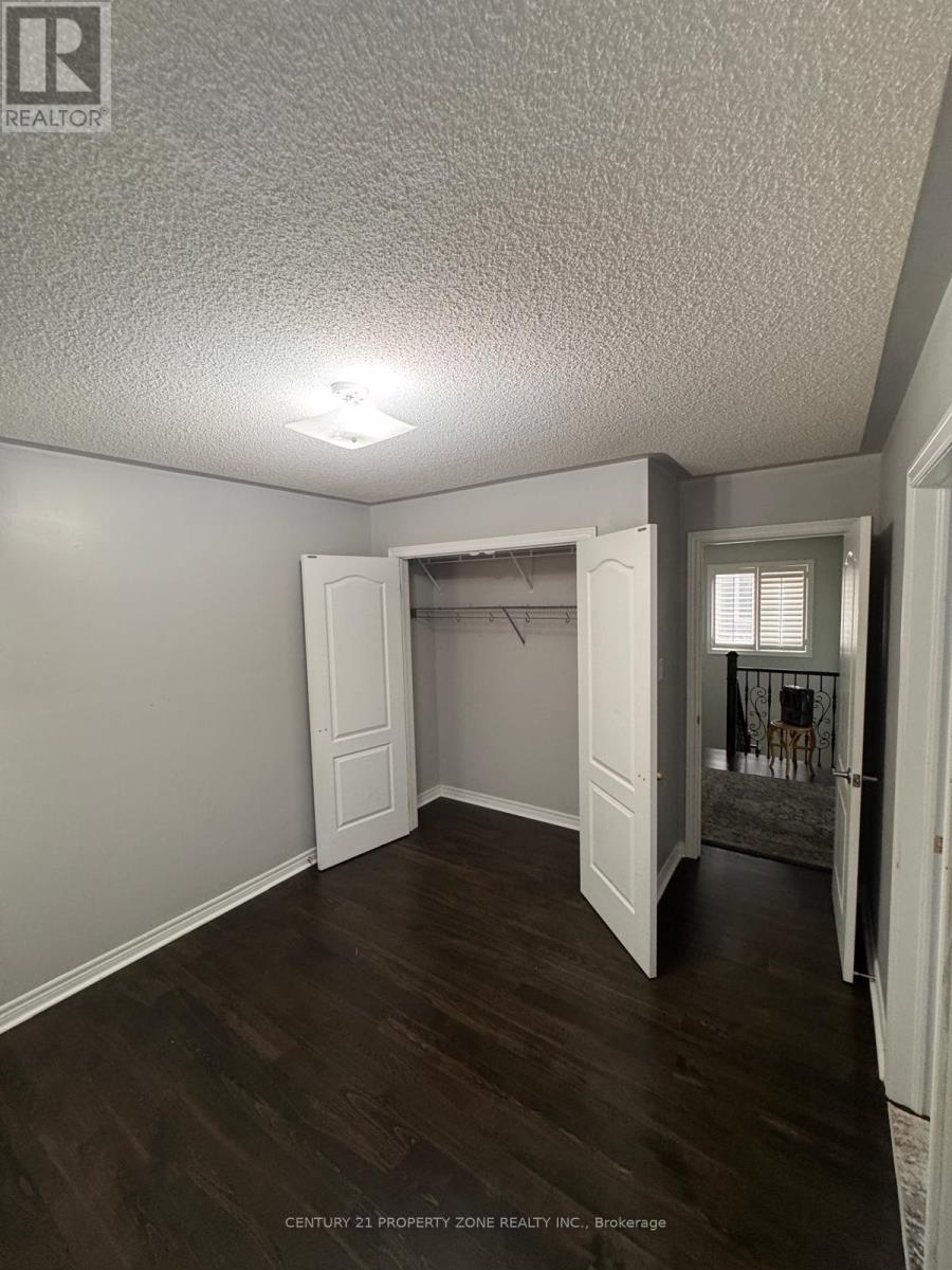 Master Bedroom - 33 Gamson Crescent, Brampton, Ontario  L6R 0V7 - Photo 15 - W12572624