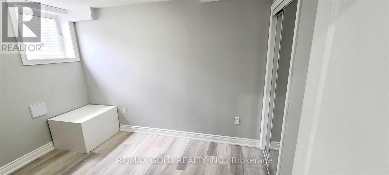 Bsmt - 29 Sunny Glen Crescent, Brampton, Ontario  L7A 2C6 - Photo 6 - W12572640