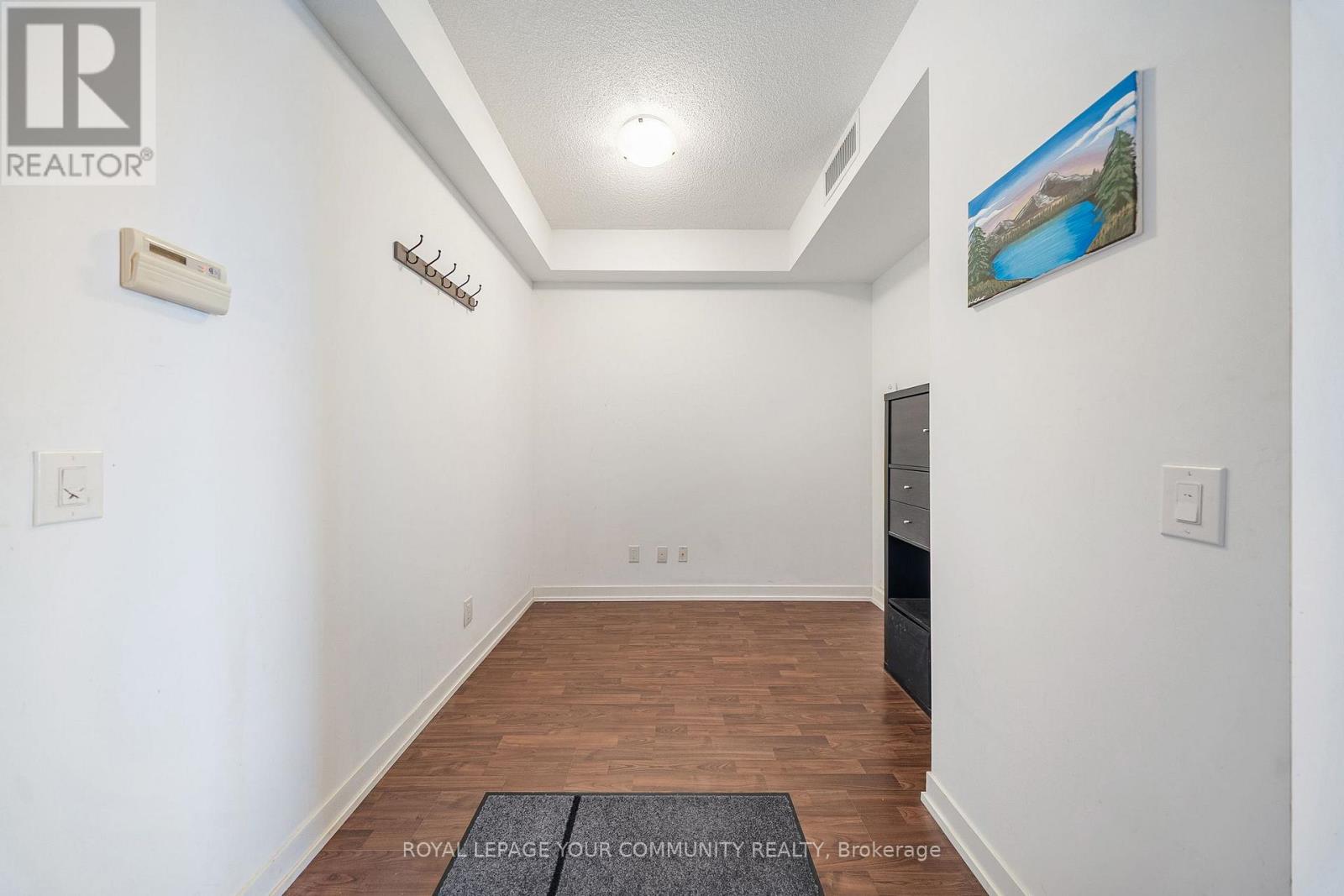 510 - 840 Queens Plate Drive, Toronto, Ontario  M9W 0E7 - Photo 3 - W12572674