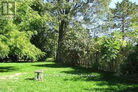 1331 Northaven Drive, Mississauga, Ontario  L5G 4E8 - Photo 2 - W12572698