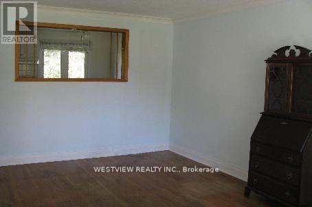 1331 Northaven Drive, Mississauga, Ontario  L5G 4E8 - Photo 5 - W12572698