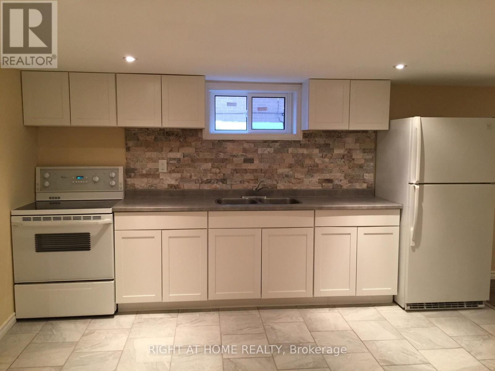 230 Cadillac Avenue S, Oshawa, Ontario  L1H 5Z7 - Photo 10 - E12572830