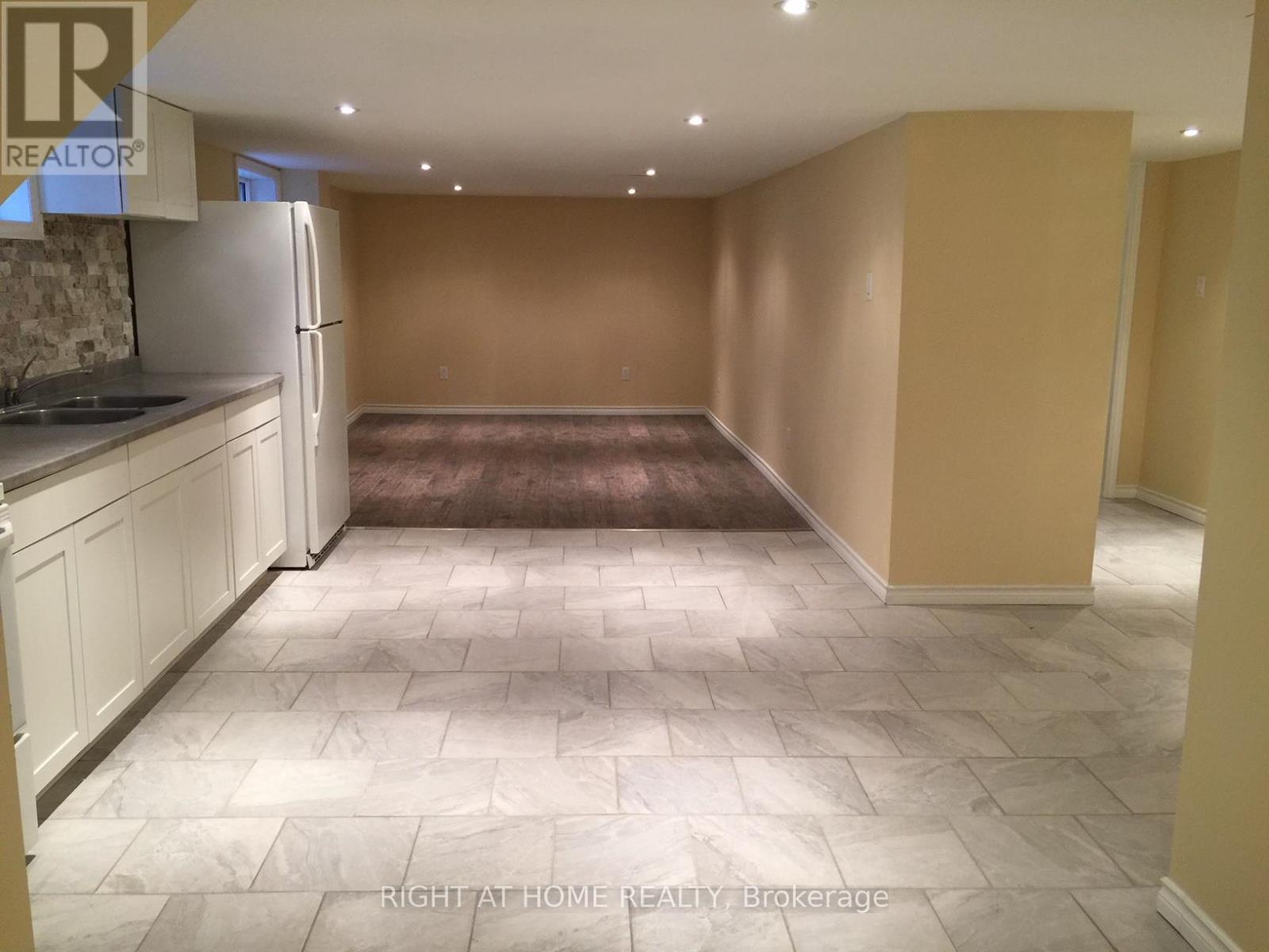 230 Cadillac Avenue S, Oshawa, Ontario  L1H 5Z7 - Photo 11 - E12572830