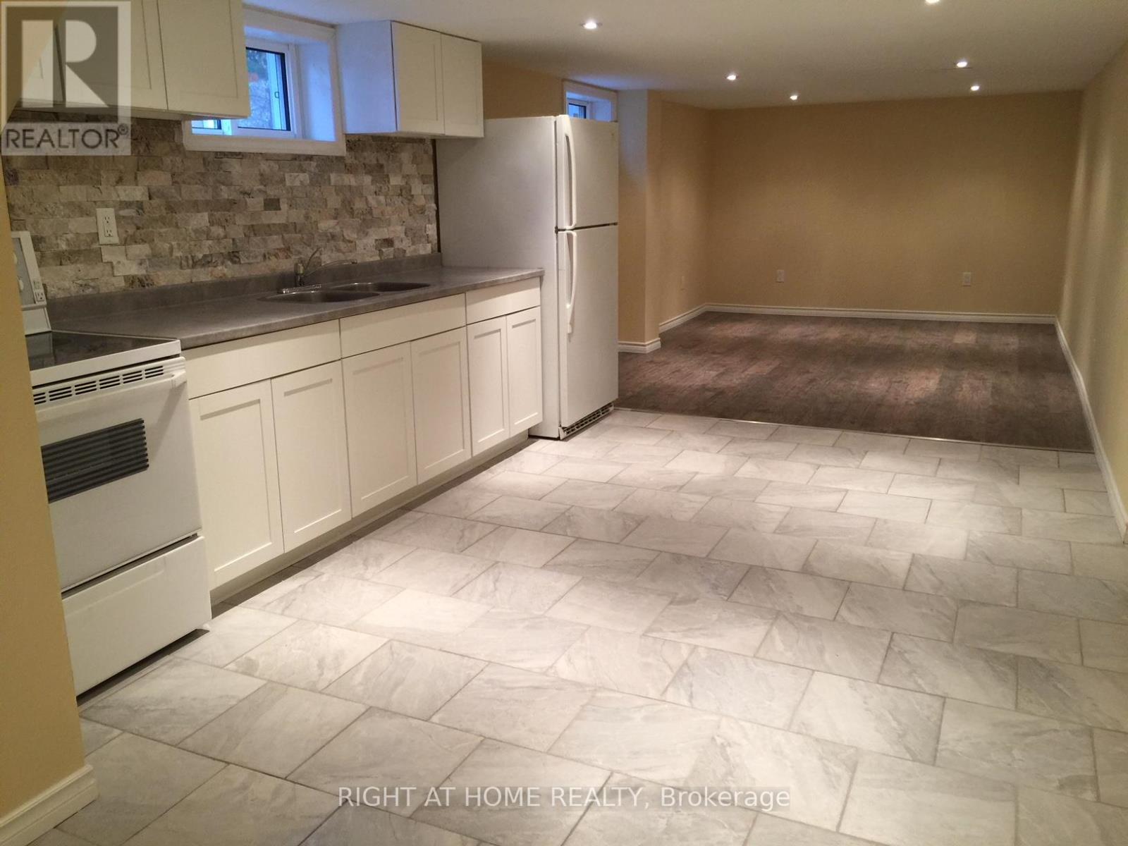 230 Cadillac Avenue S, Oshawa, Ontario  L1H 5Z7 - Photo 12 - E12572830