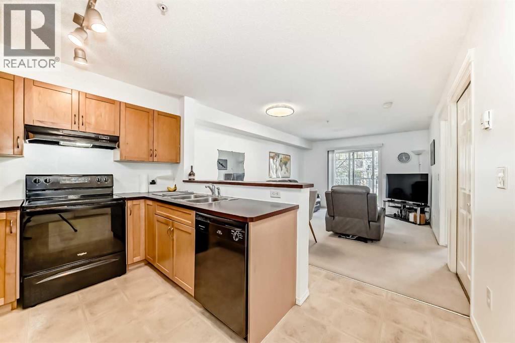 4212, 70 Panamount Drive Nw, Calgary, Alberta  T3K 5Z1 - Photo 9 - A2261948