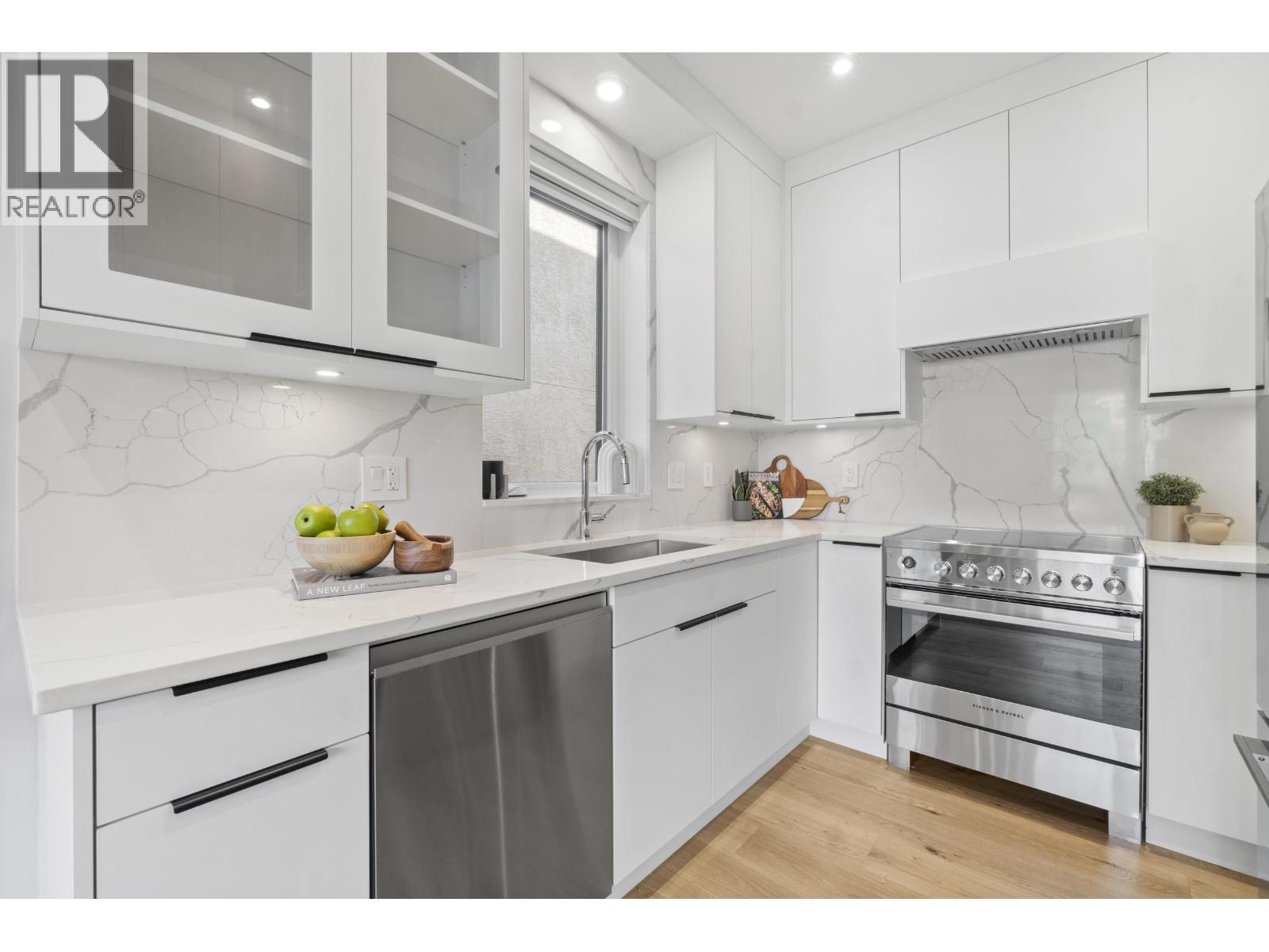 40 E 46th Avenue, Vancouver, British Columbia  V5W 1Z1 - Photo 14 - R3064180