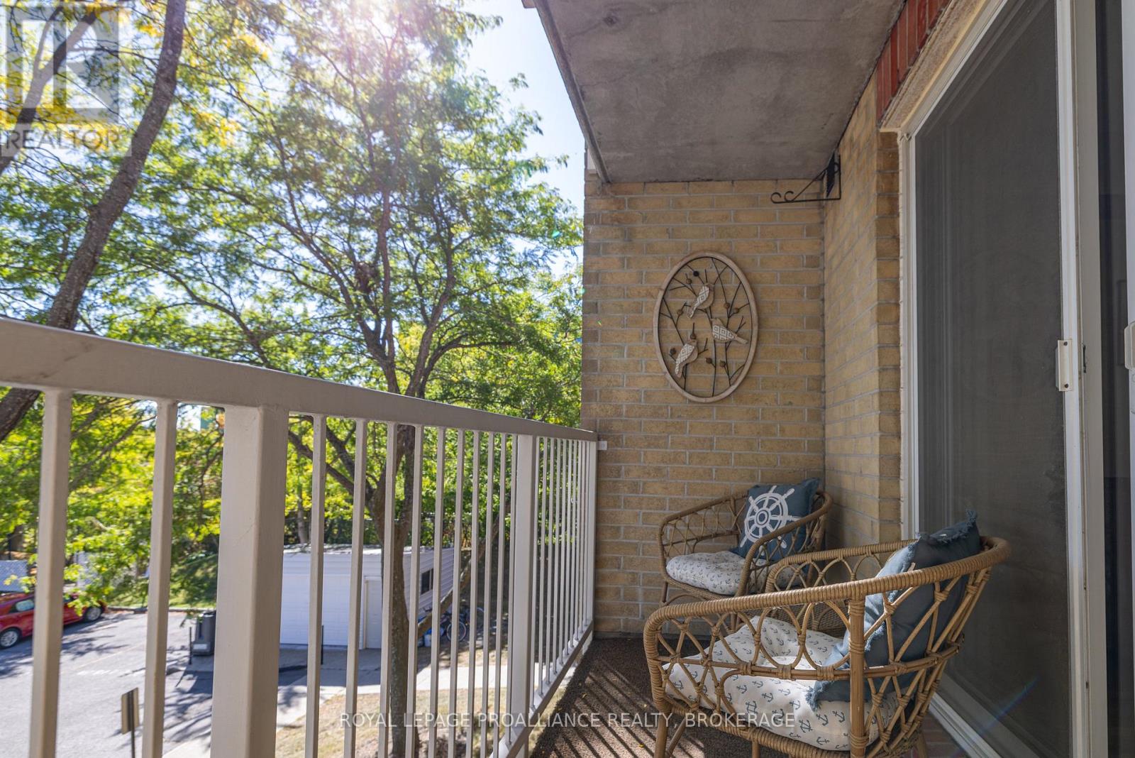 312 - 310 Kingsdale Avenue, Kingston, Ontario K7M 8S1 - Photo 24 - X12572846