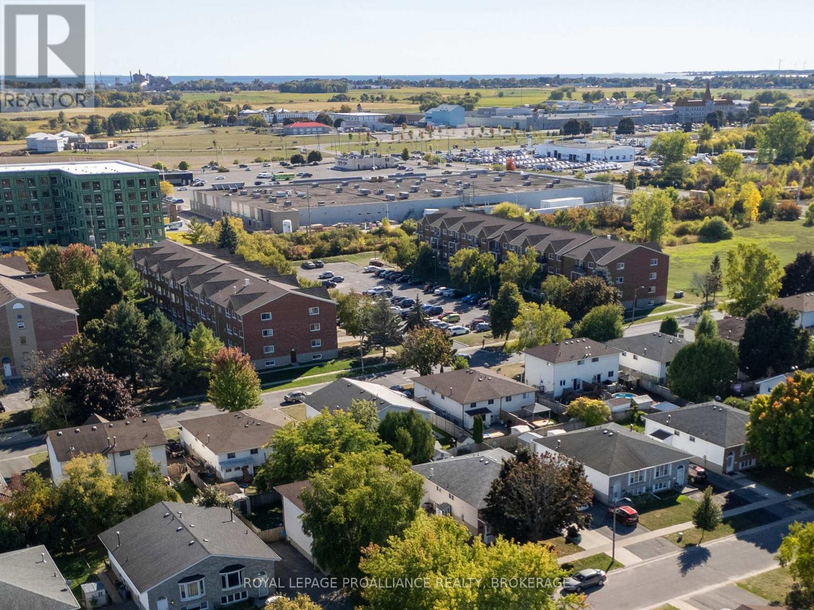 312 - 310 Kingsdale Avenue, Kingston, Ontario K7M 8S1 - Photo 39 - X12572846