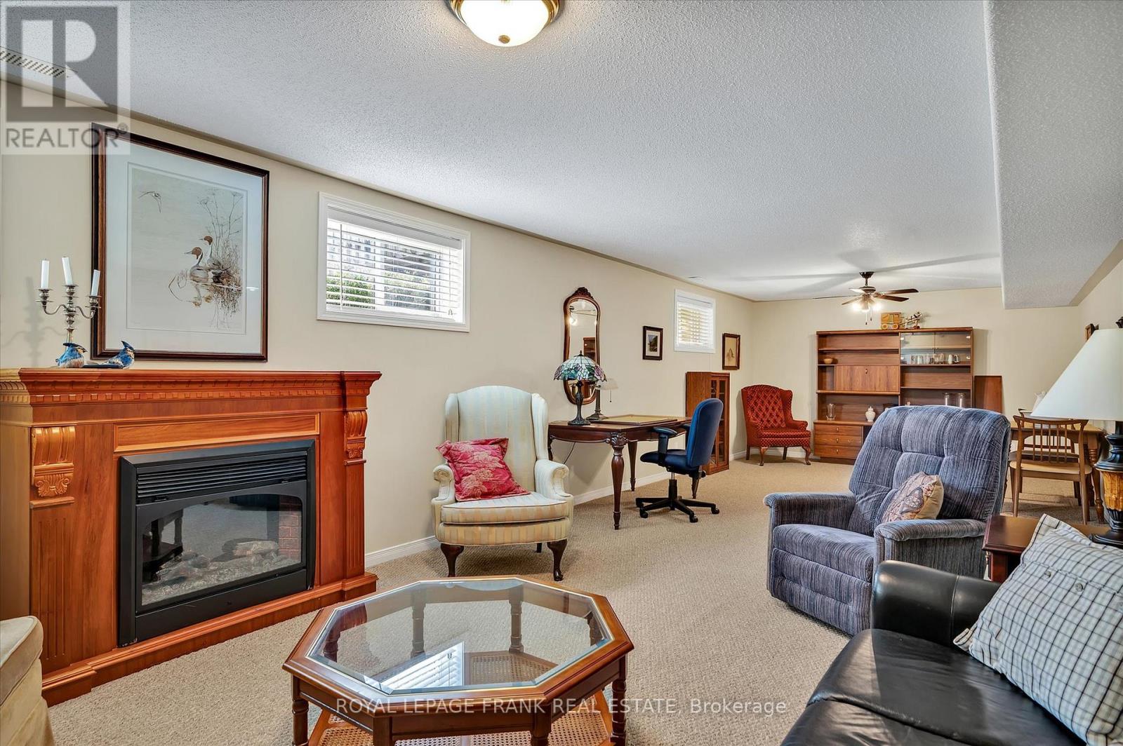 12 - 877 Wentworth Street, Peterborough, Ontario  K9J 8R7 - Photo 24 - X12572750