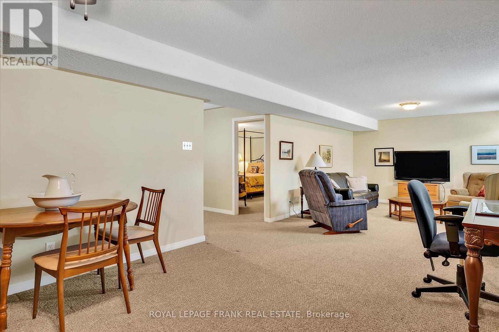 12 - 877 Wentworth Street, Peterborough, Ontario  K9J 8R7 - Photo 25 - X12572750