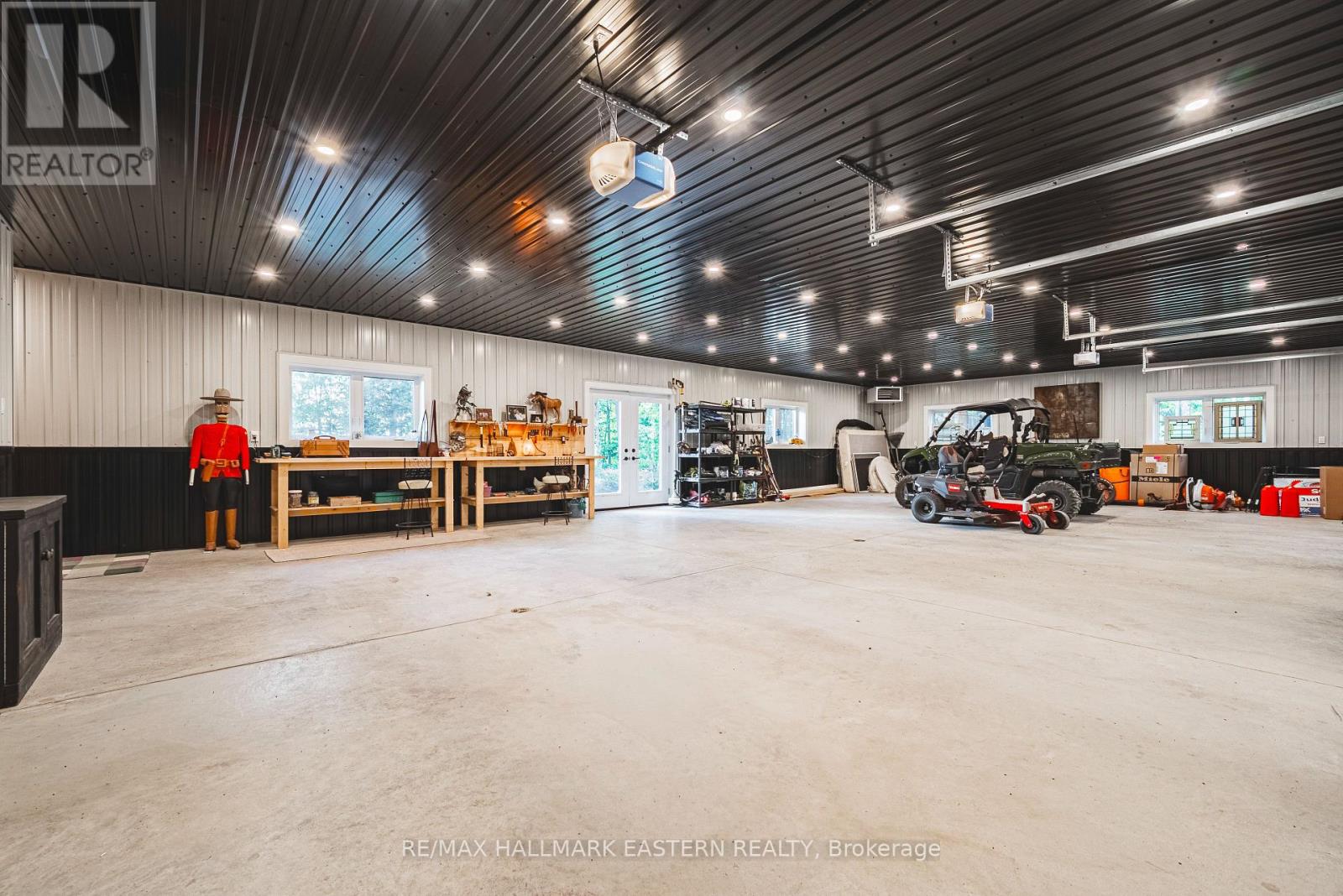 1052 Tedford Lane, Douro-Dummer, Ontario  K0L 2H0 - Photo 35 - X12572790