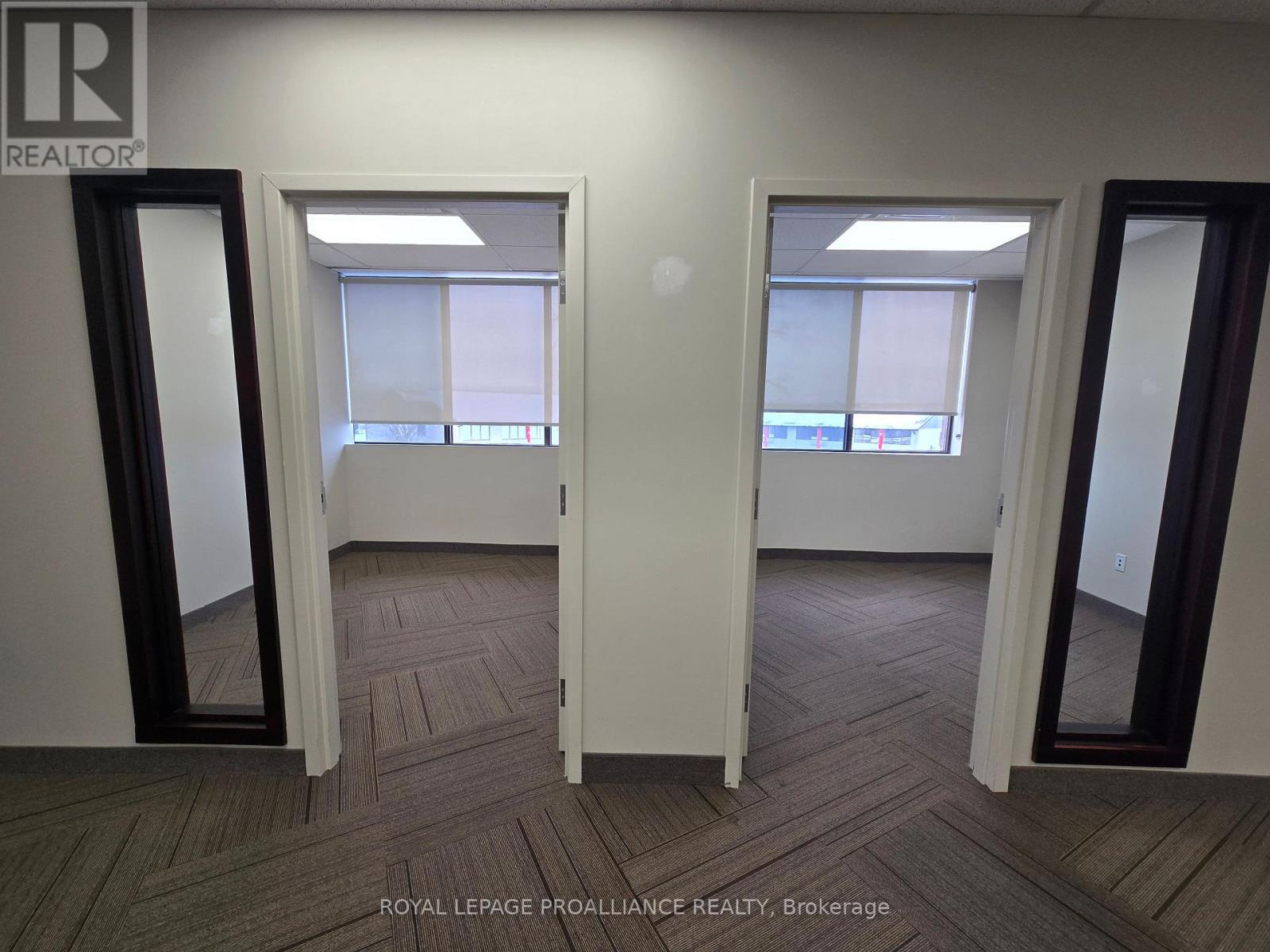 210 - 365 North Front Street N, Belleville, Ontario  K8P 5A5 - Photo 23 - X12572806