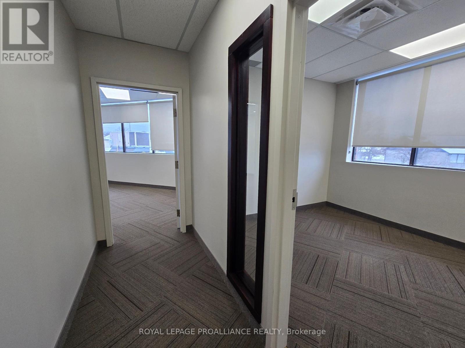 210 - 365 North Front Street N, Belleville, Ontario  K8P 5A5 - Photo 24 - X12572806