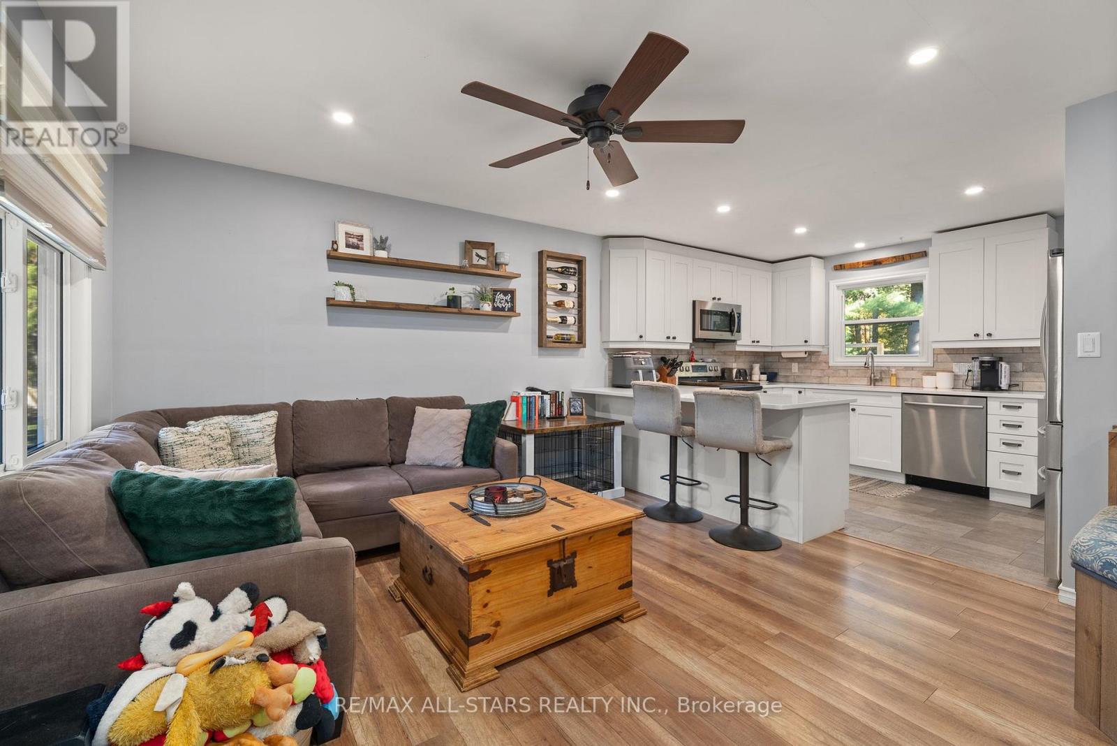 16 Parkhill Drive, Kawartha Lakes, Ontario  K0M 1N0 - Photo 14 - X12572816