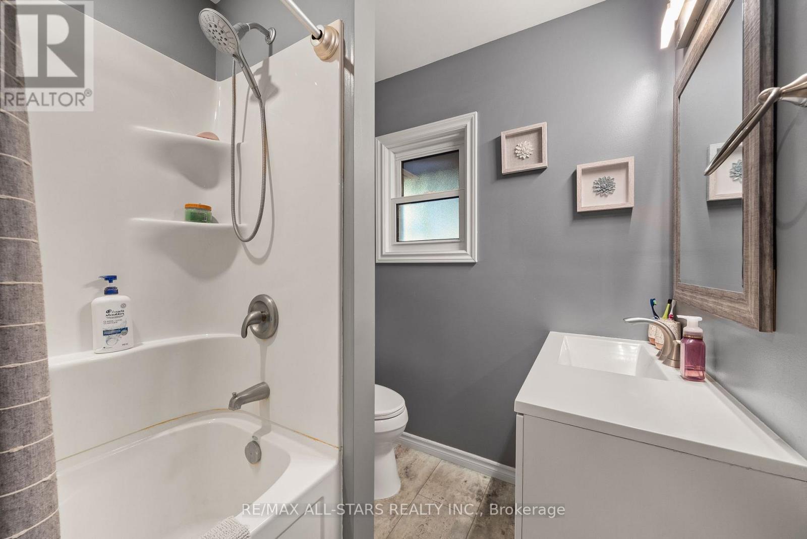 16 Parkhill Drive, Kawartha Lakes, Ontario  K0M 1N0 - Photo 24 - X12572816