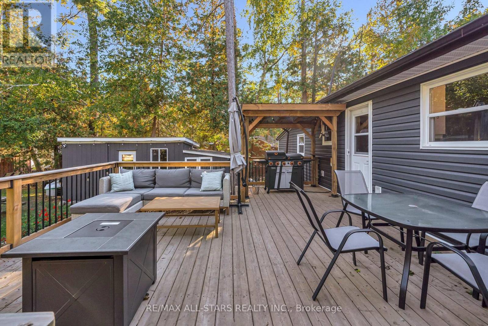 16 Parkhill Drive, Kawartha Lakes, Ontario  K0M 1N0 - Photo 35 - X12572816