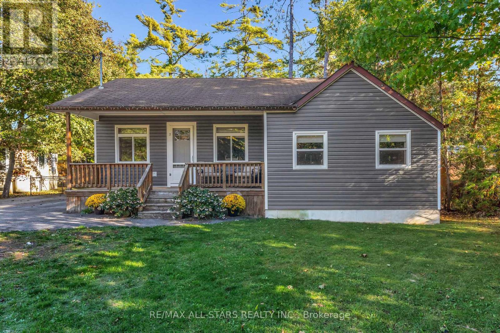 16 Parkhill Drive, Kawartha Lakes, Ontario  K0M 1N0 - Photo 8 - X12572816