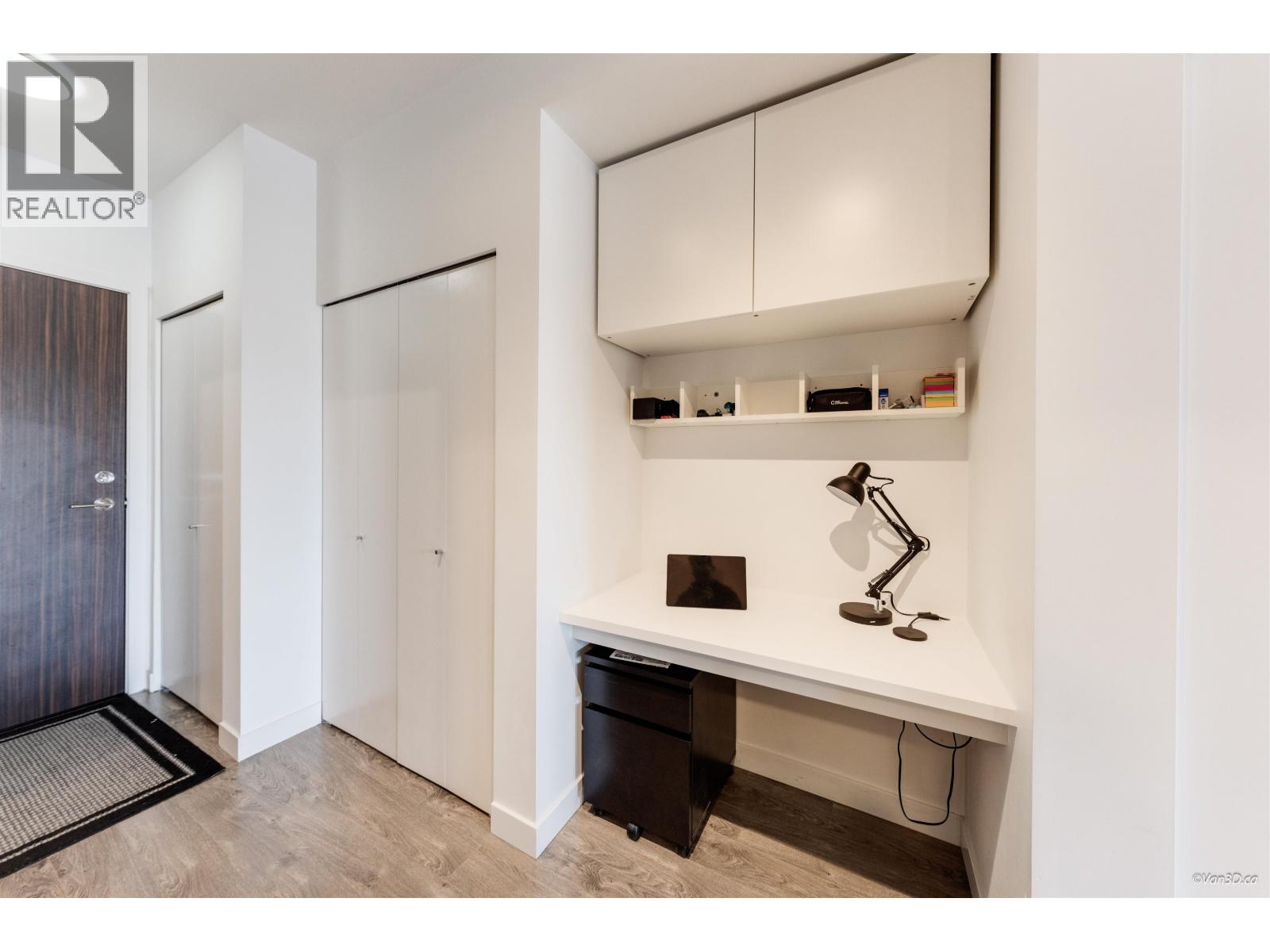 201 618 Como Lake Avenue, Coquitlam, British Columbia  V3J 0G1 - Photo 13 - R3068852