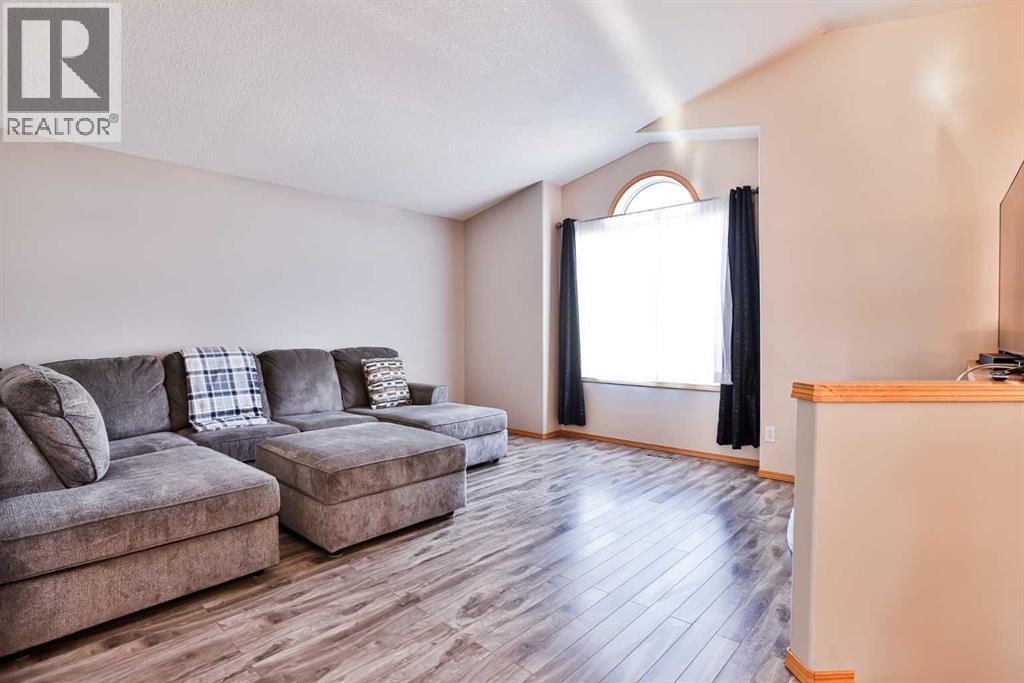 175 Cowichan Court W, Lethbridge, Alberta  T1K 7T7 - Photo 8 - A2267174