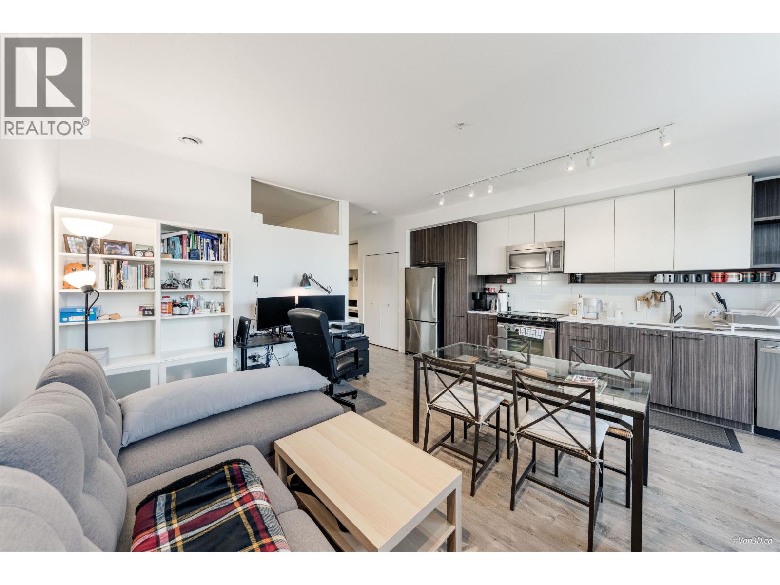 201 618 Como Lake Avenue, Coquitlam, British Columbia  V3J 0G1 - Photo 10 - R3068852